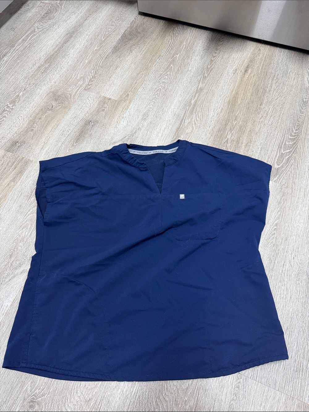 Fabletics Deep Navy V-Notch Short Sleeve Top